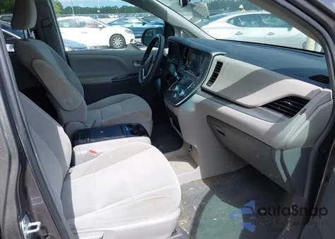 2017 Toyota Sienna Le 8 Passenger из США, поврежденный, VIN 5TDKZ3DC1HS847347